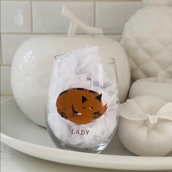 Paper Destiny LADY seamless wine glass - Picture 3 of 15